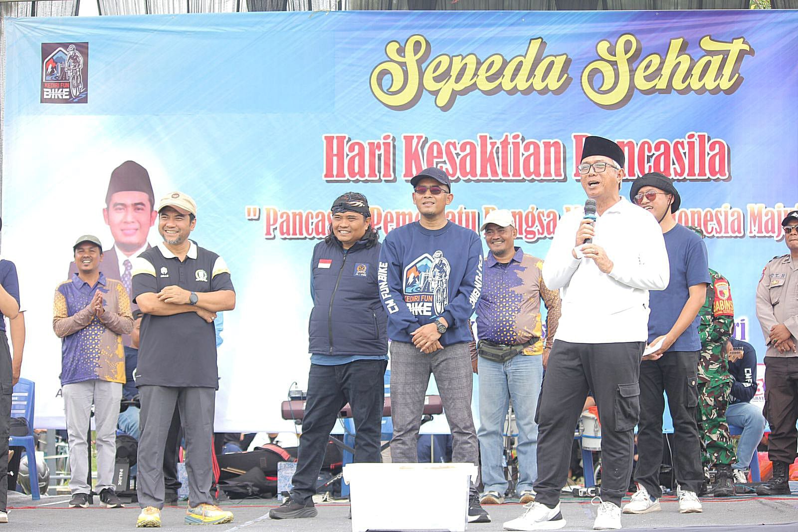 Tak Hanya Gowes Fun Bike, Mas Tofa Ajak Penggalanan Donasi Bersama Untuk Korban Bencana Sumatra