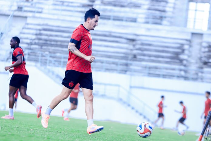 Fokus Perkuat Lini Tengah, Persik Datangkan Adrian Luna