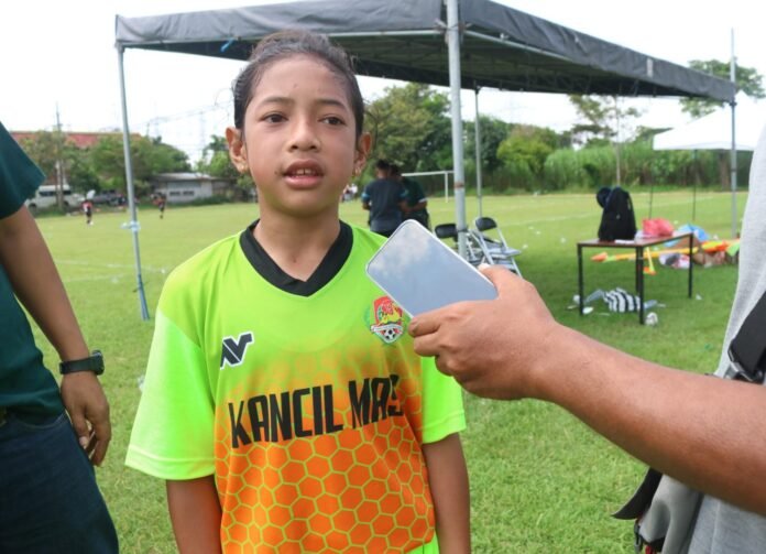 Tak Kalah dengan Dominasi Pria, Tina Bersinar di Dandim Cup Kediri dengan 21 Gol