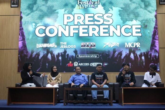 Festik 2026 UN PGRI Kediri Kembali Digelar, SID hingga The Jansen Siap Ramaikan Tirtayasa Park