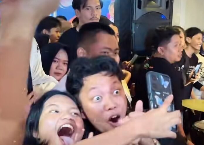 Ratusan Penggemar Banjiri Meet And Greet Film Sekawan Limo 2 di Blitar