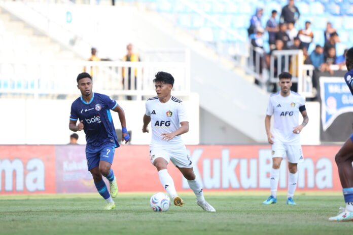 Usai Raih Young Player of the Week, Zanadin Fariz Kembali Raih Penobatan Sebagai POTM Derby Jatim Arema FC vs Persik